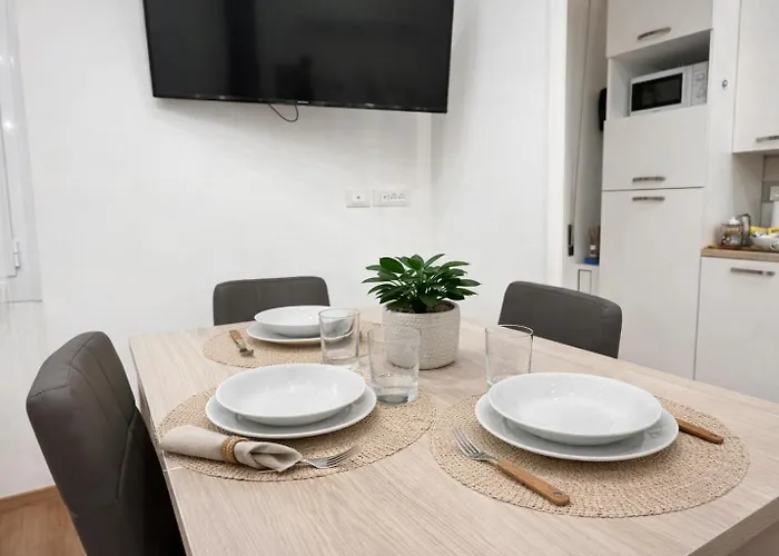 아파트 - Affittasi Elvi Home, Con Aria Condizionata Centralissimo A Pochissima Distanza Da Ariston, Casino E Dal Mare 산레모