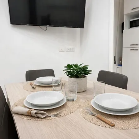 アパート - Affittasi Elvi Home, Con Aria Condizionata Centralissimo A Pochissima Distanza Da Ariston, Casino E Dal Mare サンレモ
